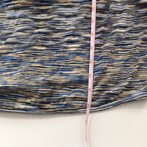 BCBGMaxAzria dress in navy/gold combo, size L. - Picture 7 of 7